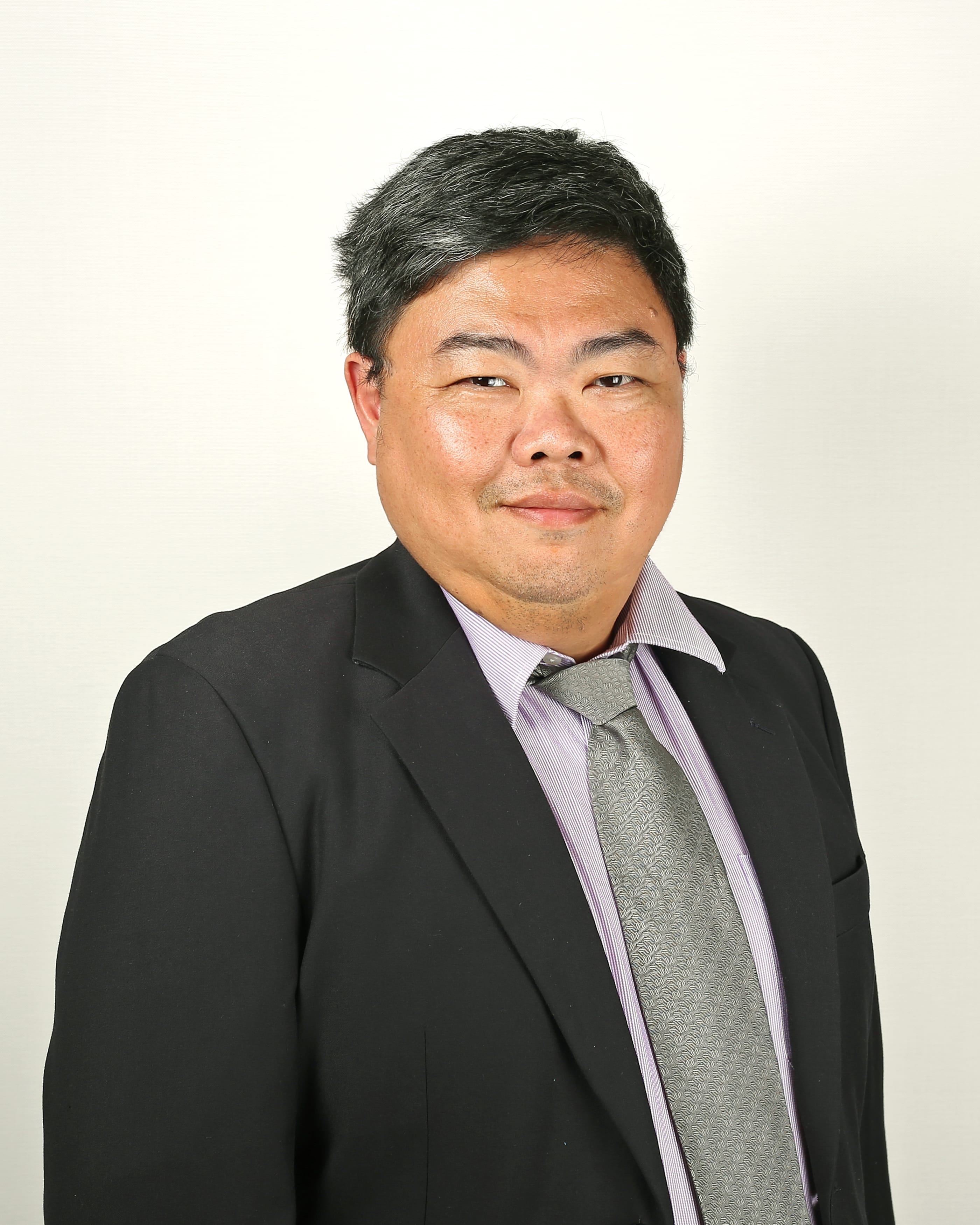 Dr Lye Tong Fong